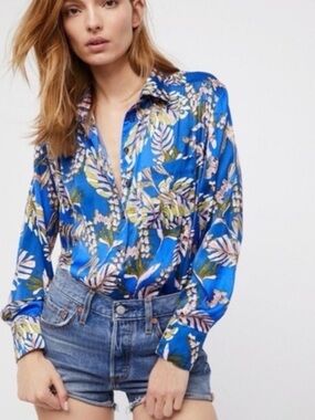 Free People Under the Palms Blue Hawaiian Boho Satin Button Down blouse